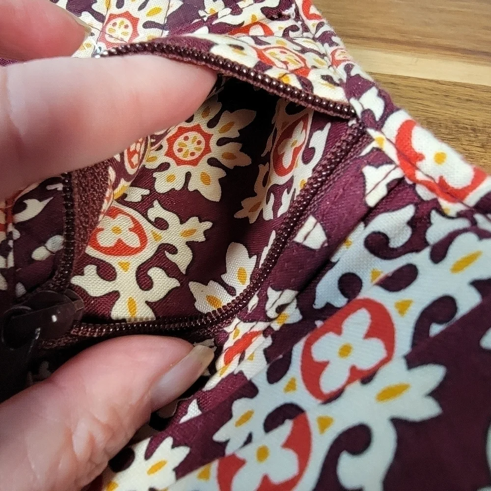 Vera Bradley Tri Fold Cloth Wallet Medallion Pattern Print - Picture 8 of 16